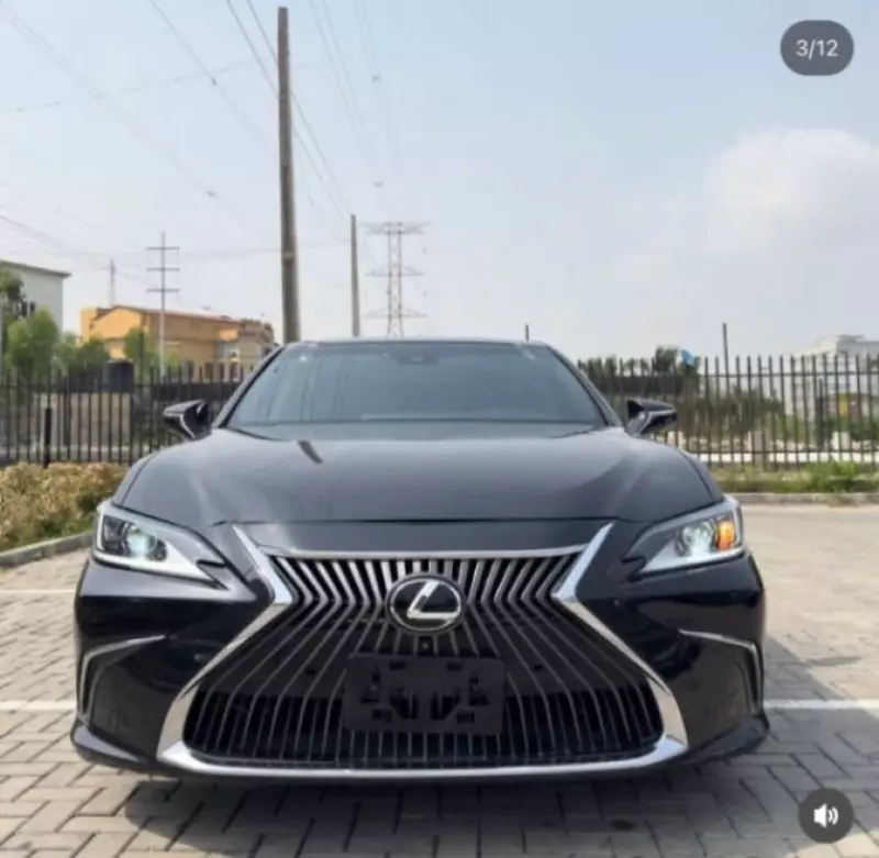 Lexus ES 350   - 2019