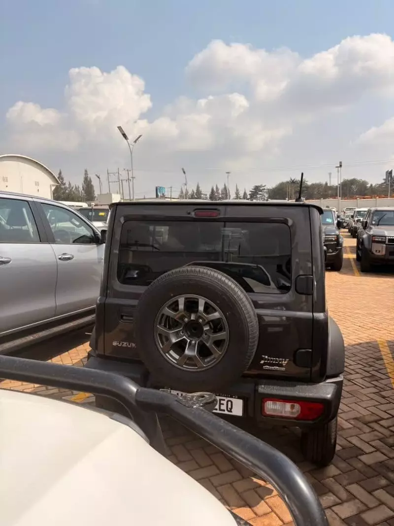 SUZUKI Jimny    - 2025