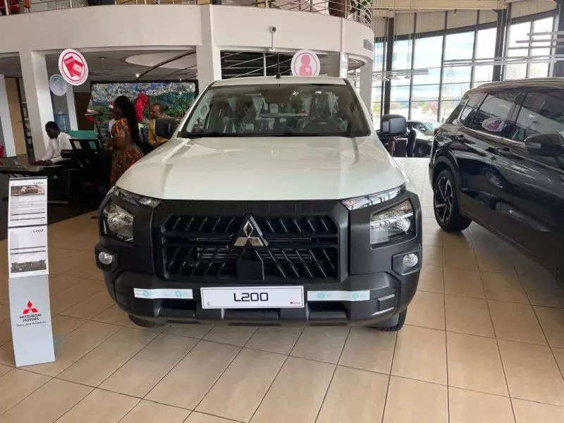 Mitsubishi L200 D/C Sportero A/T   - 2023