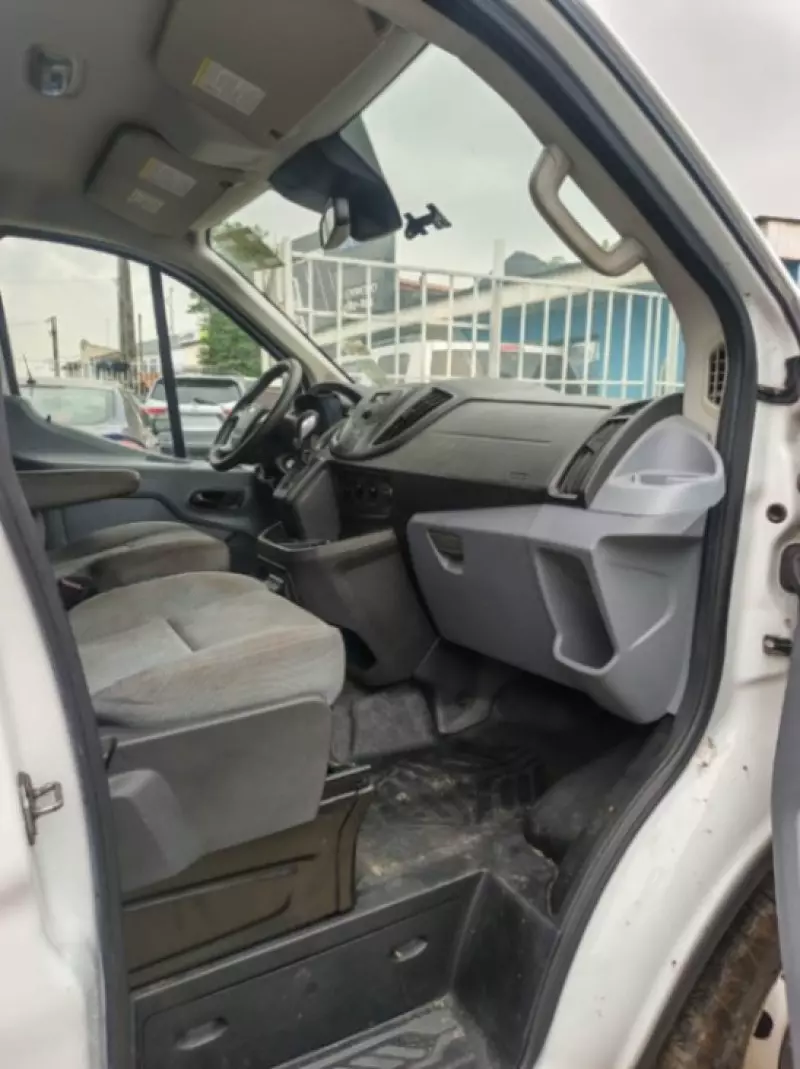 Ford Transit   - 2015