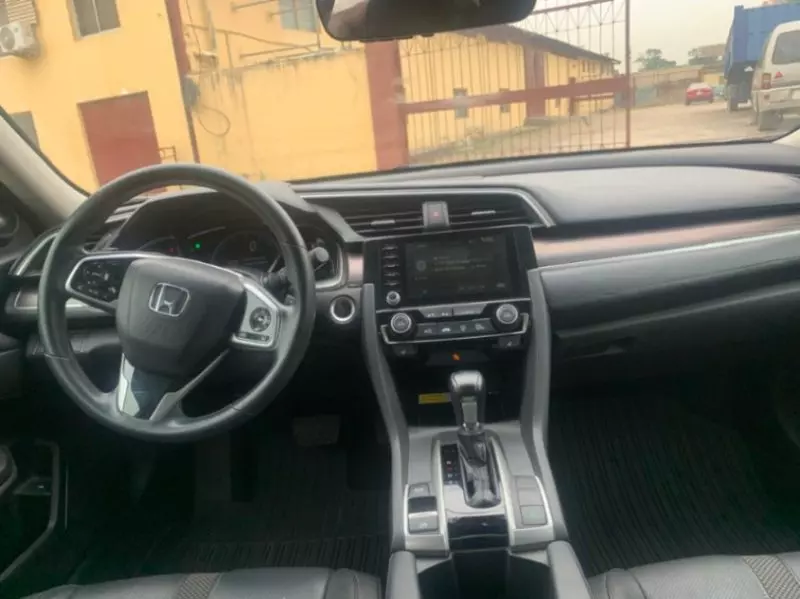 Honda Civic   - 2020