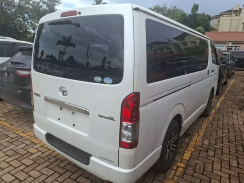 TOYOTA Hiace Ace   - 2013