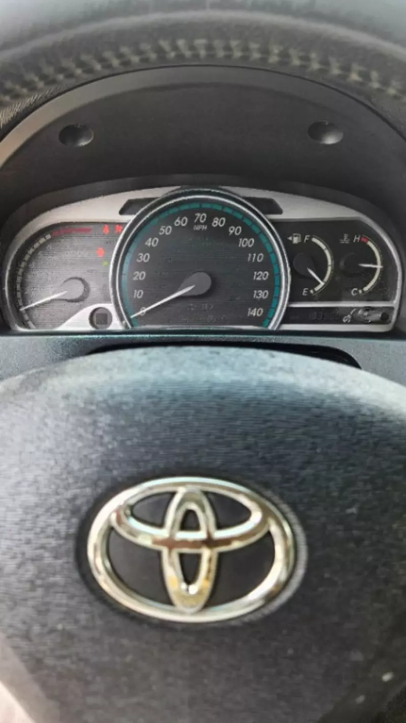 TOYOTA Venza   - 2011