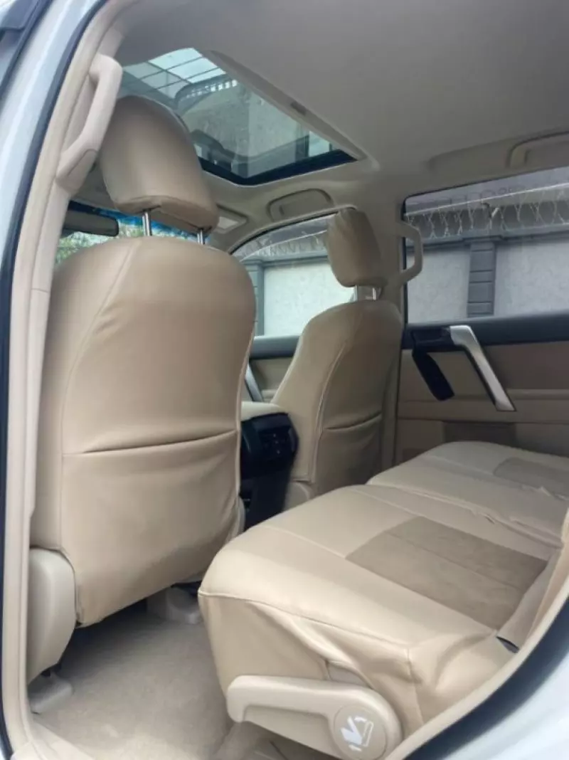 Toyota Landcruiser Prado   - 2019