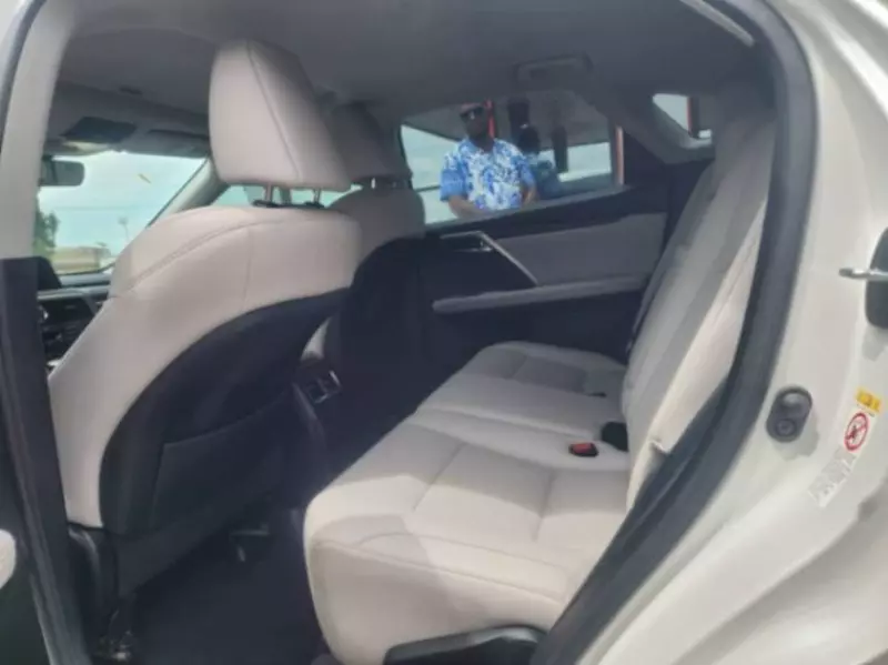 Lexus RX   - 2020