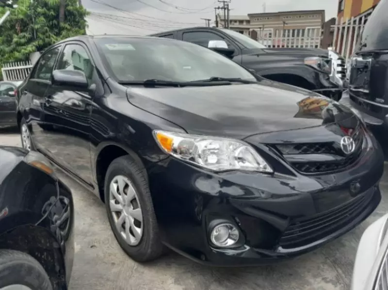 Toyota Corolla   - 2011