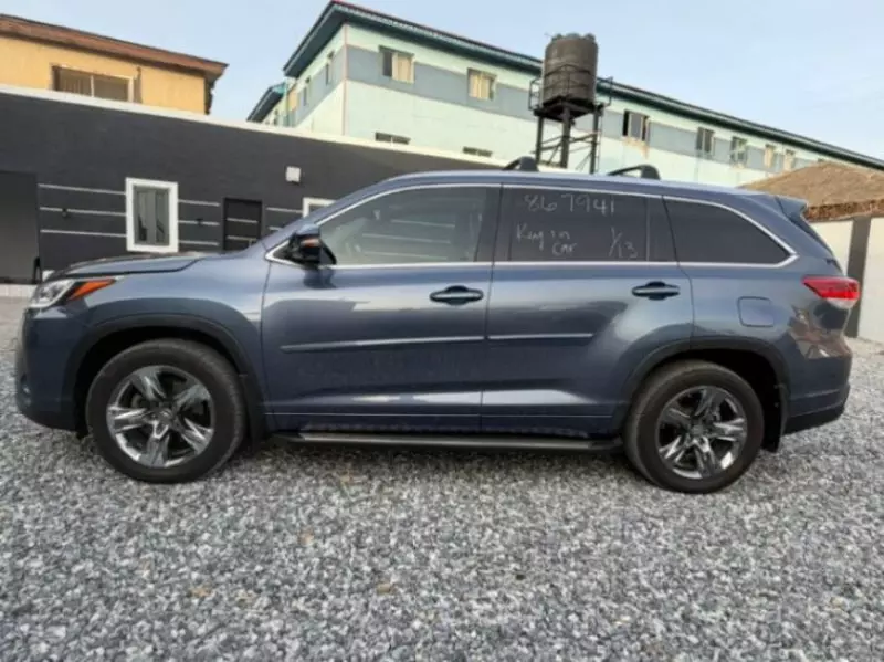 TOYOTA Highlander - 2018