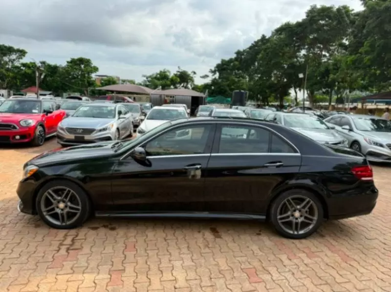 Mercedes-Benz E-Class - 2014