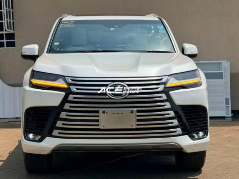 Lexus LX 600   - 2022