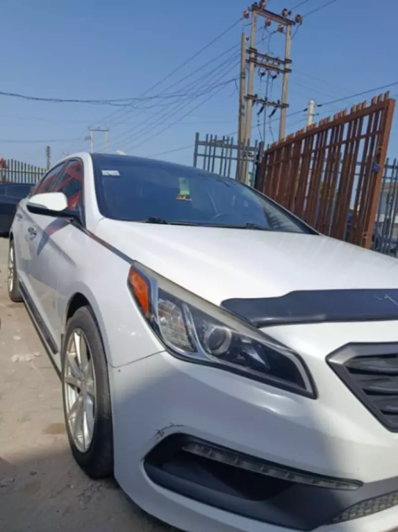 Hyundai Sonata - 2016