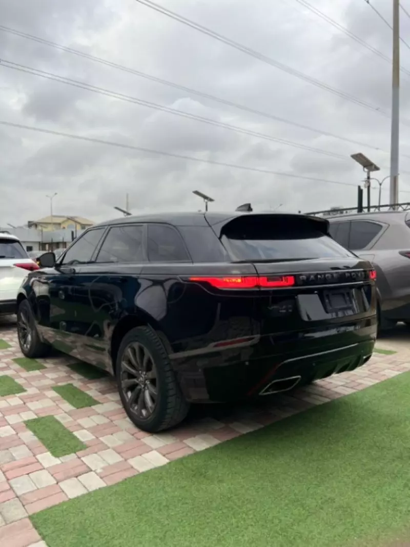 Land Rover Range Rover Velar   - 2018