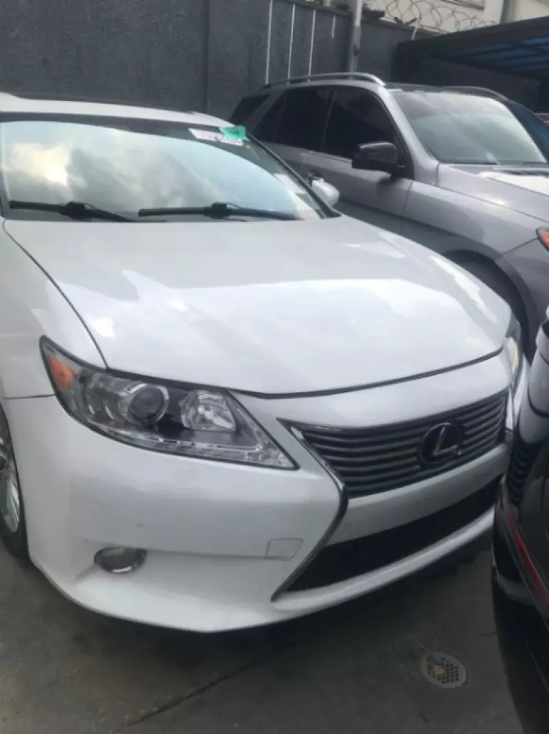 Lexus ES 350   - 2013