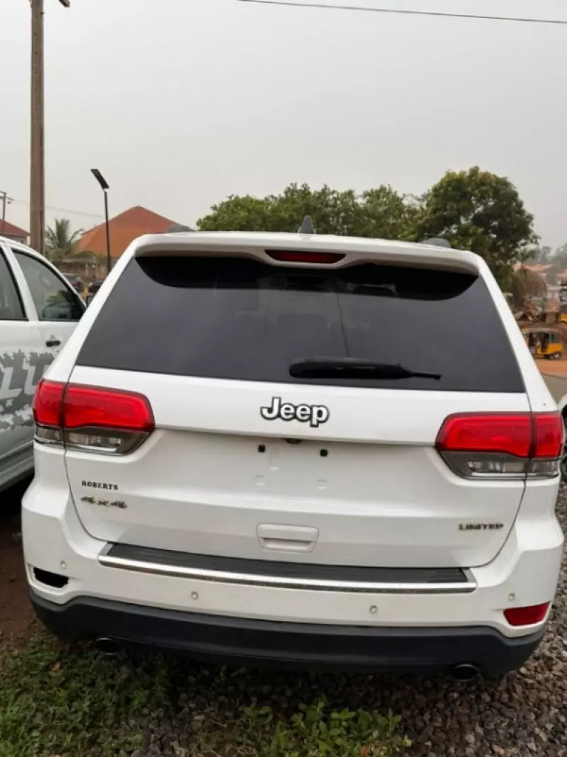 JEEP Grand Cherokee   - 2014