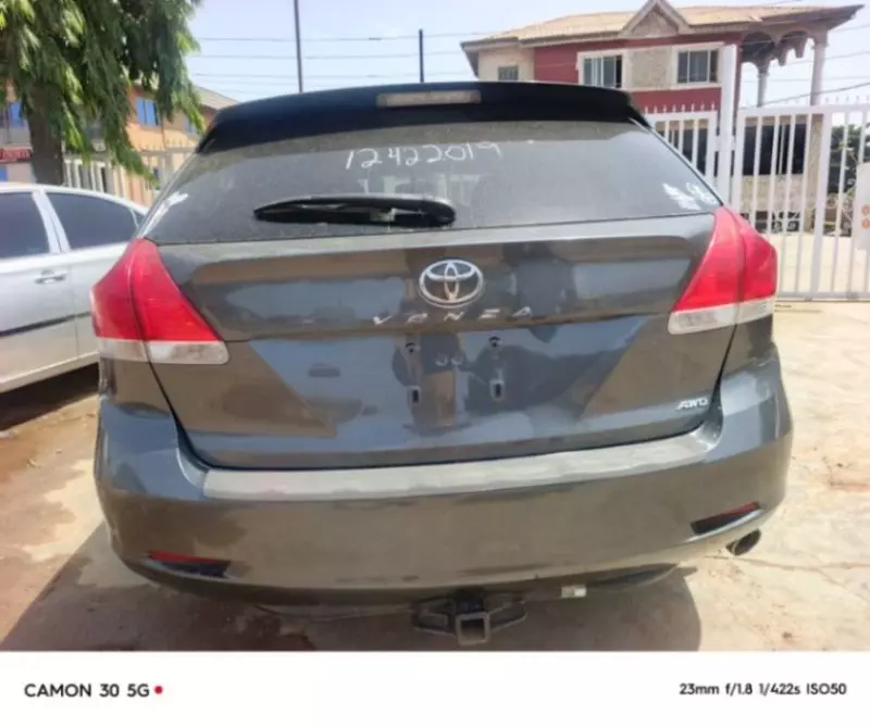 Toyota Venza   - 2011