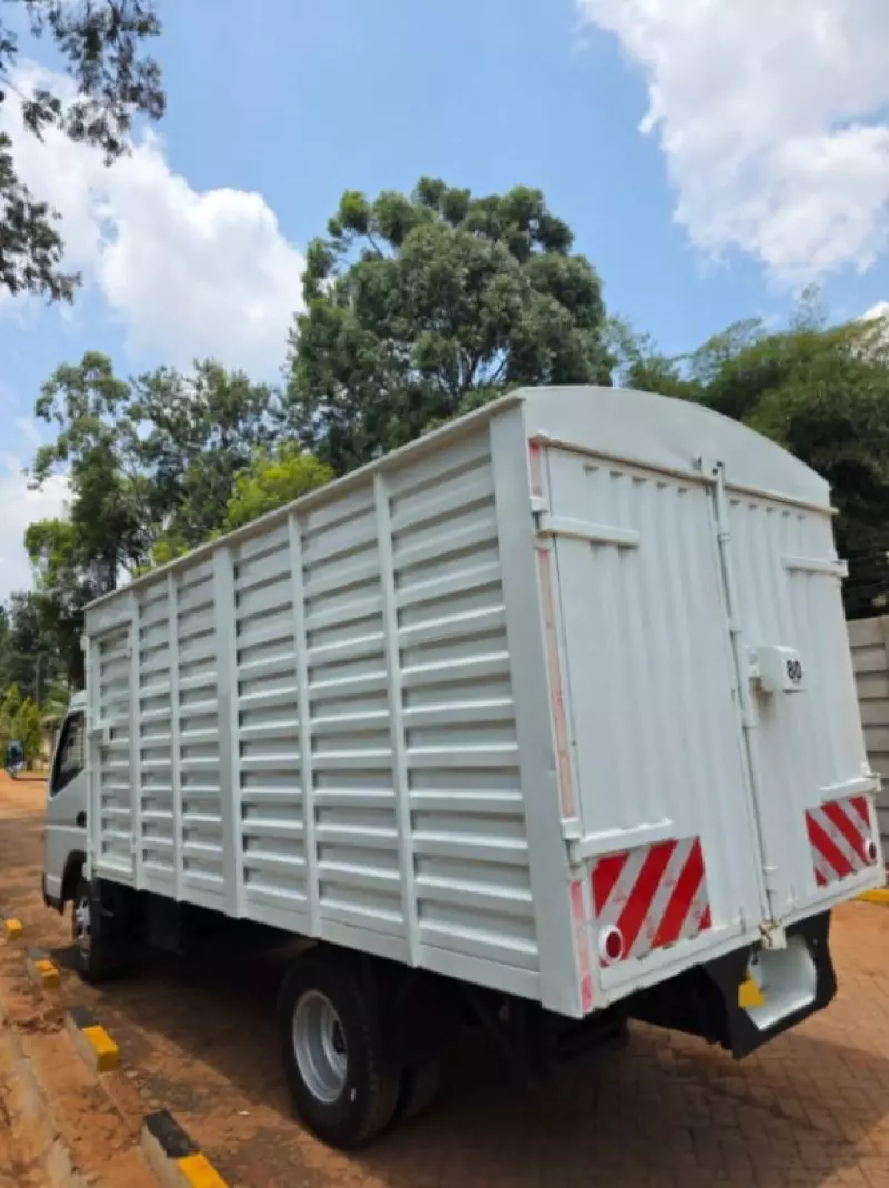 Mitsubishi Canter   - 2019