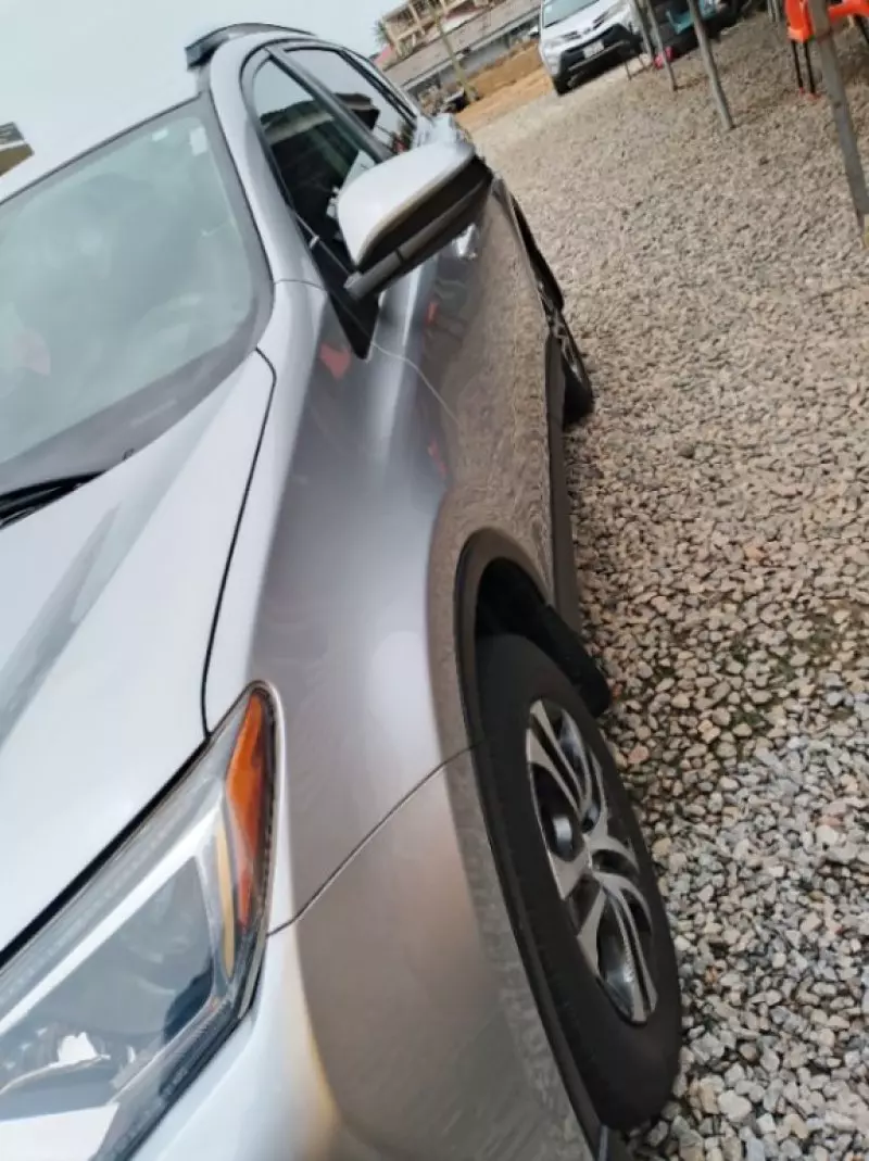 Toyota Rav4   - 2017