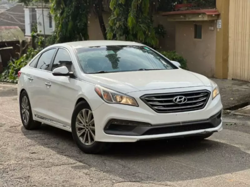 Hyundai SONATA 2,0L BVA GL   - 2015