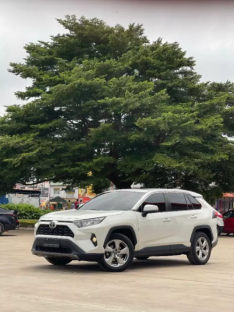 TOYOTA RAV 4   - 2021