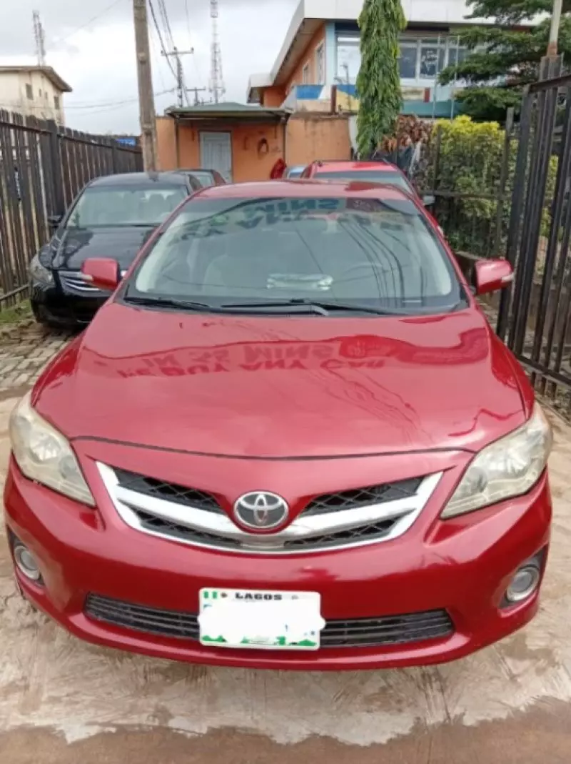 Toyota Corolla   - 2009