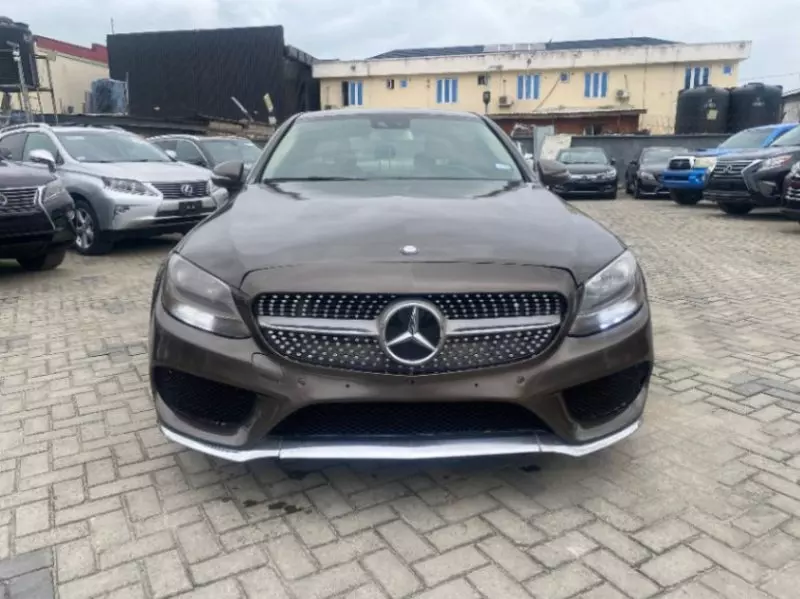 Mercedes-Benz C 300   - 2016