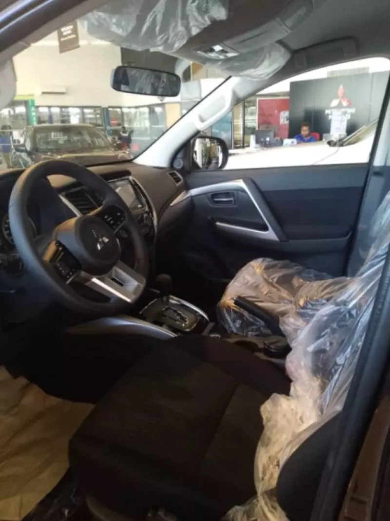Mitsubishi Pajero Sport   - 2025