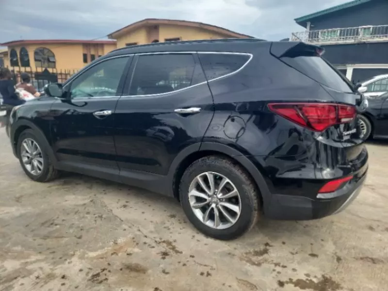 Hyundai Santa Fe Sport   - 2018