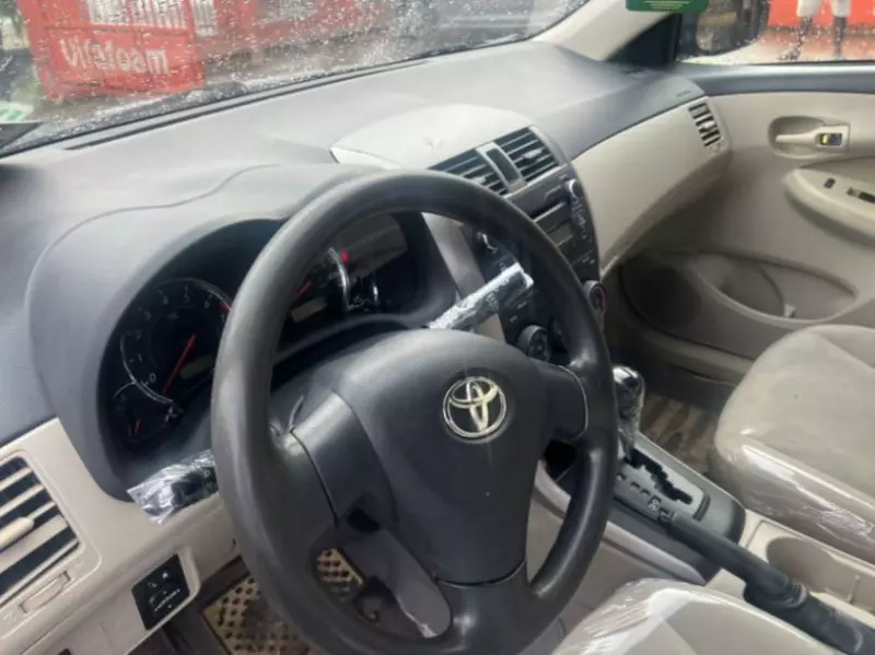 Toyota Corolla   - 2013