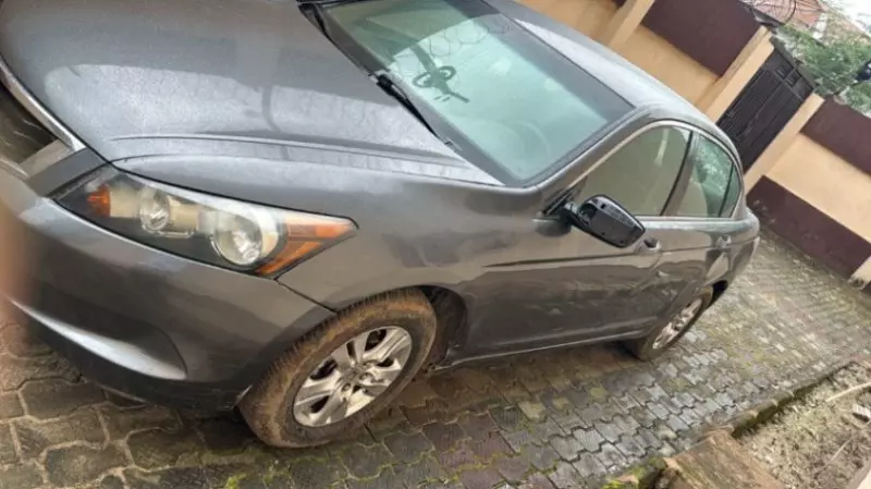 Honda Accord   - 2010