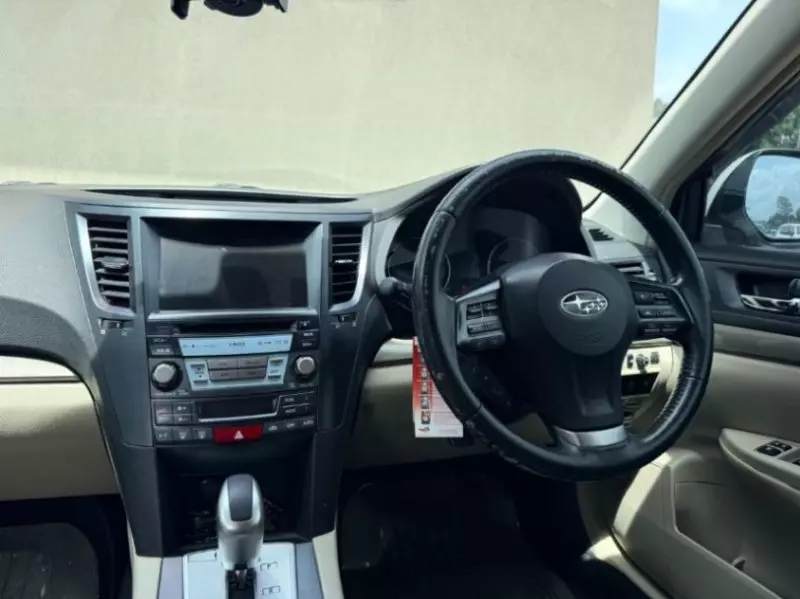 Subaru Outback   - 2013