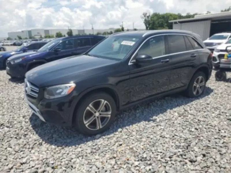 Mercedes-Benz GLC 300 - 2016