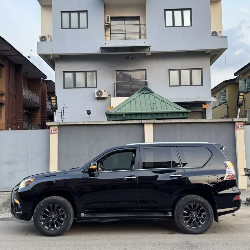 Lexus GX   - 2020