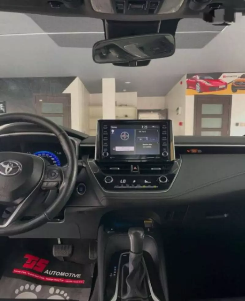 TOYOTA Corolla - 2019
