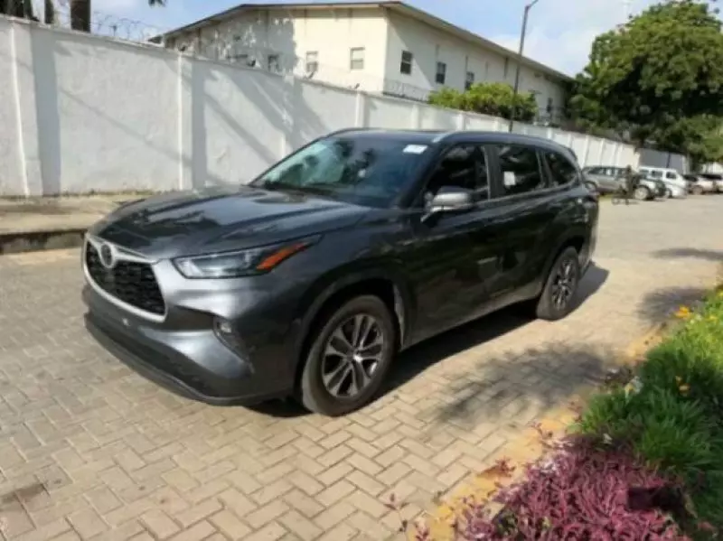 TOYOTA Highlander   - 2023