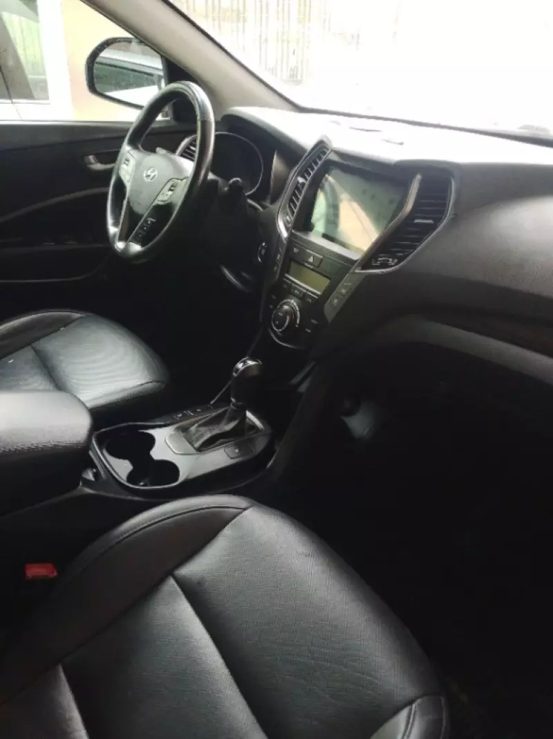Hyundai Santa FE - 2015