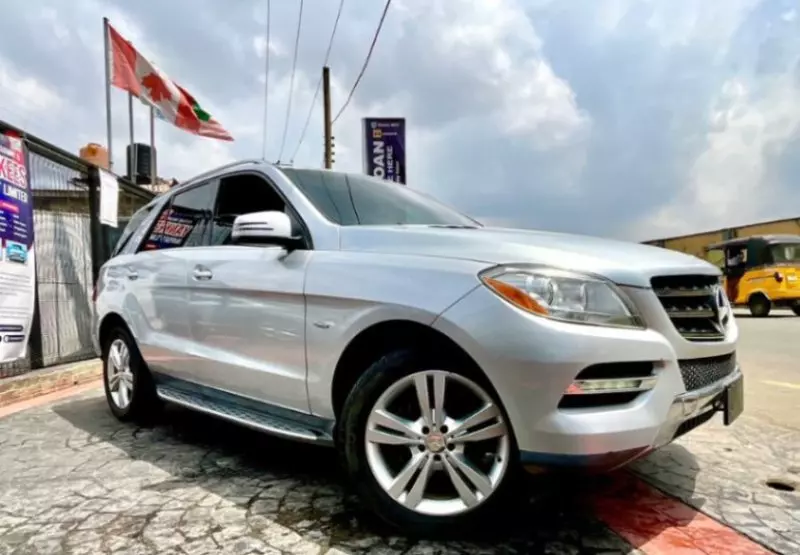 Mercedes-Benz ML-Class   - 2012