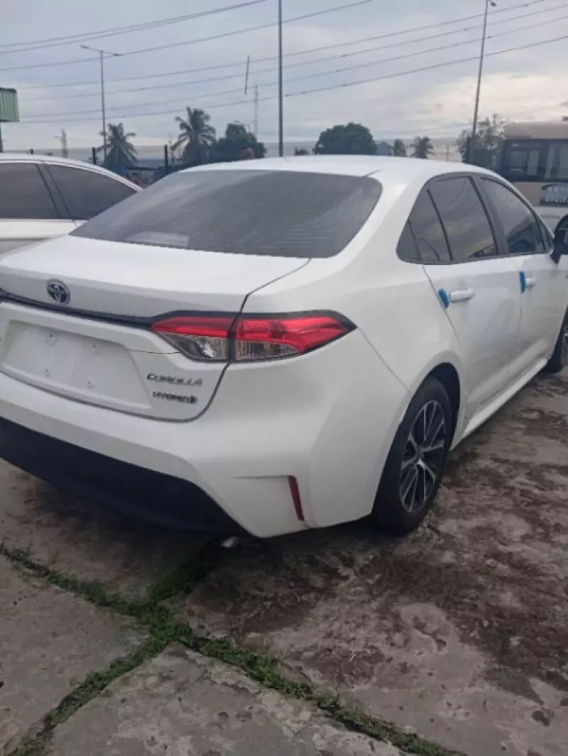 Toyota Corolla Hybrid - 2023