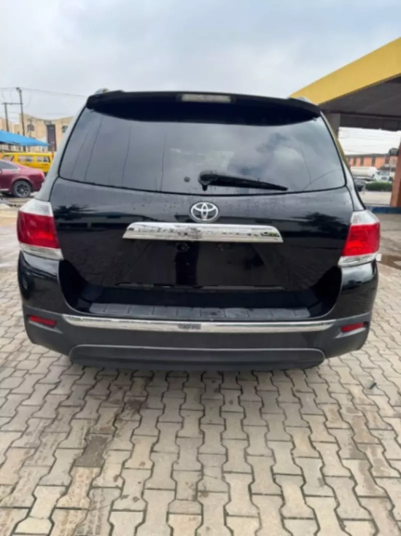 TOYOTA Highlander - 2013