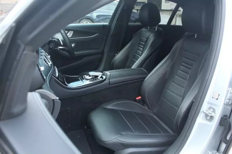 Mercedes-Benz E200   - 2016