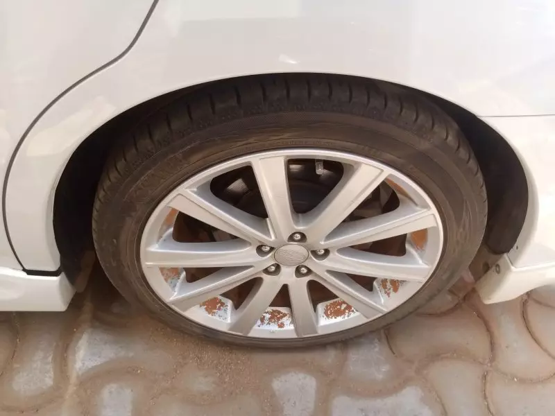 Subaru Legacy   - 2012