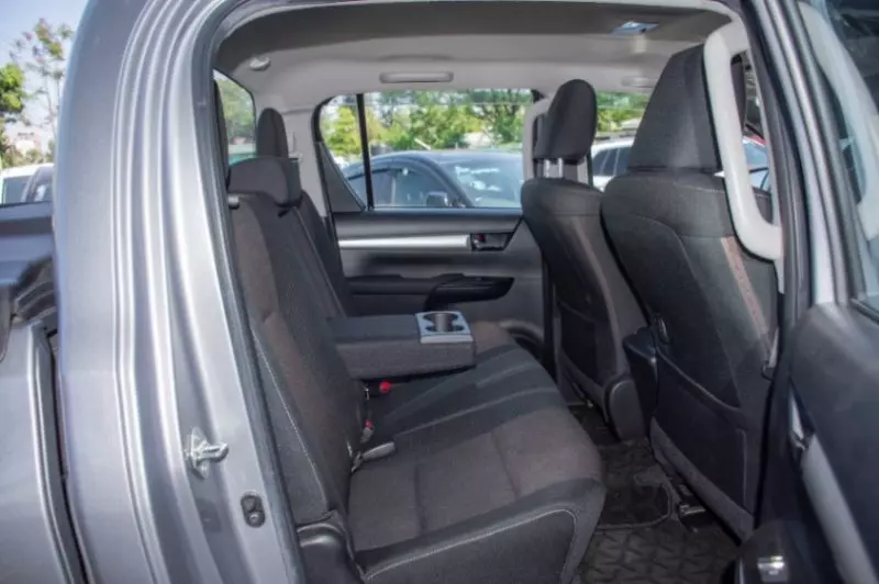 Toyota Hilux   - 2018