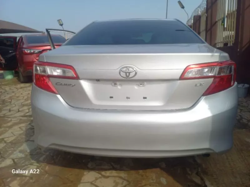 Toyota Camry   - 2014