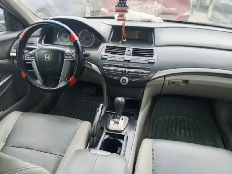 Honda Accord   - 2008