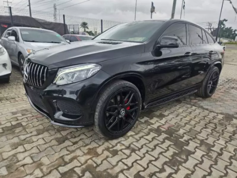 Mercedes-Benz GLE 43 AMG   - 2016