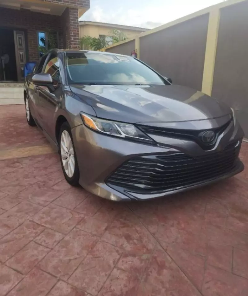 Toyota Camry   - 2020