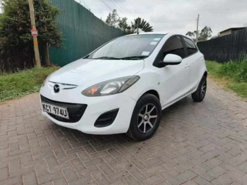 Mazda Demio    - 2012