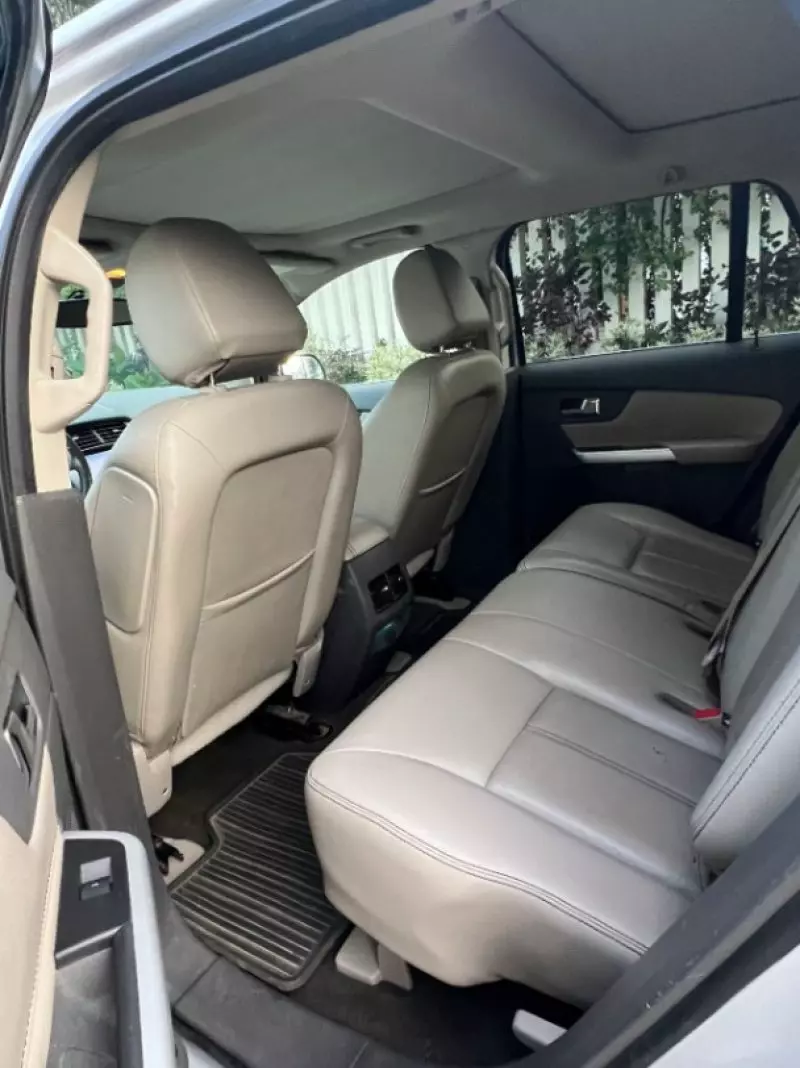 Ford Edge   - 2013