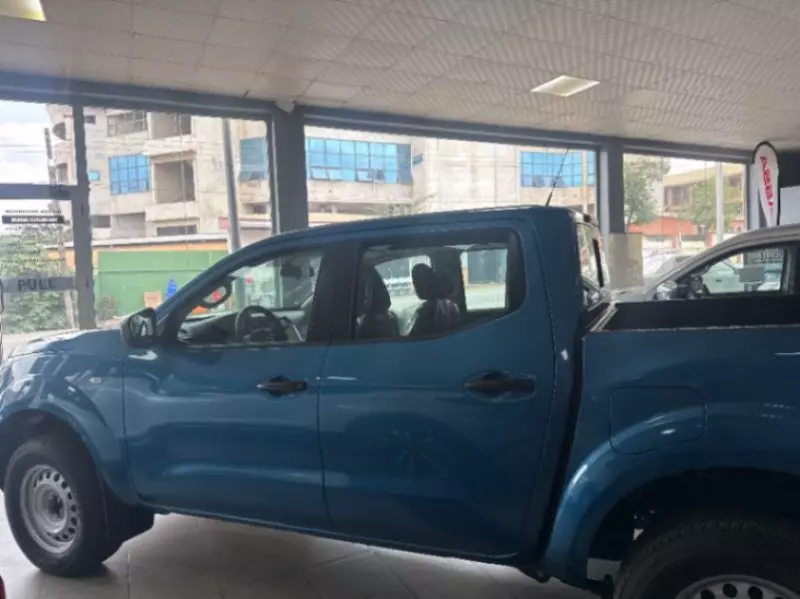 Nissan Navara   - 2024