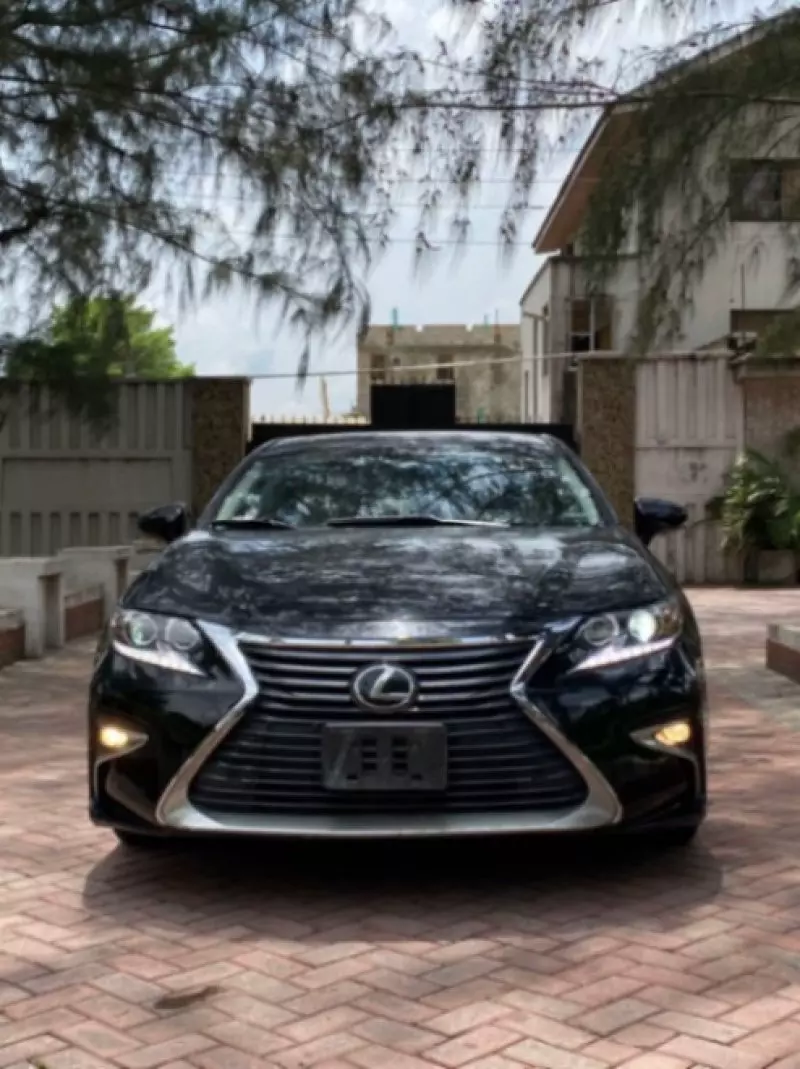 Lexus ES - 2014