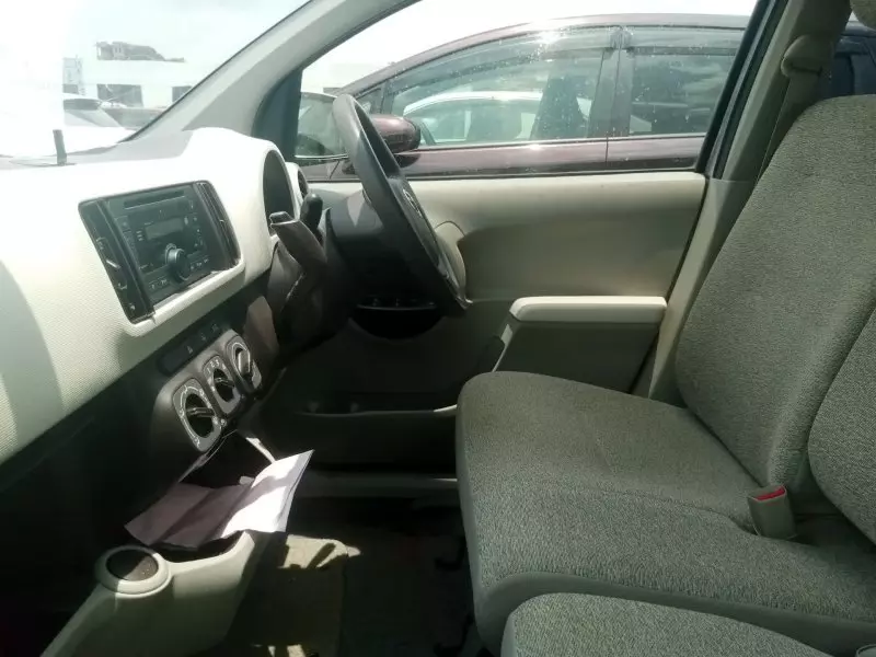 Toyota Passo   - 2012