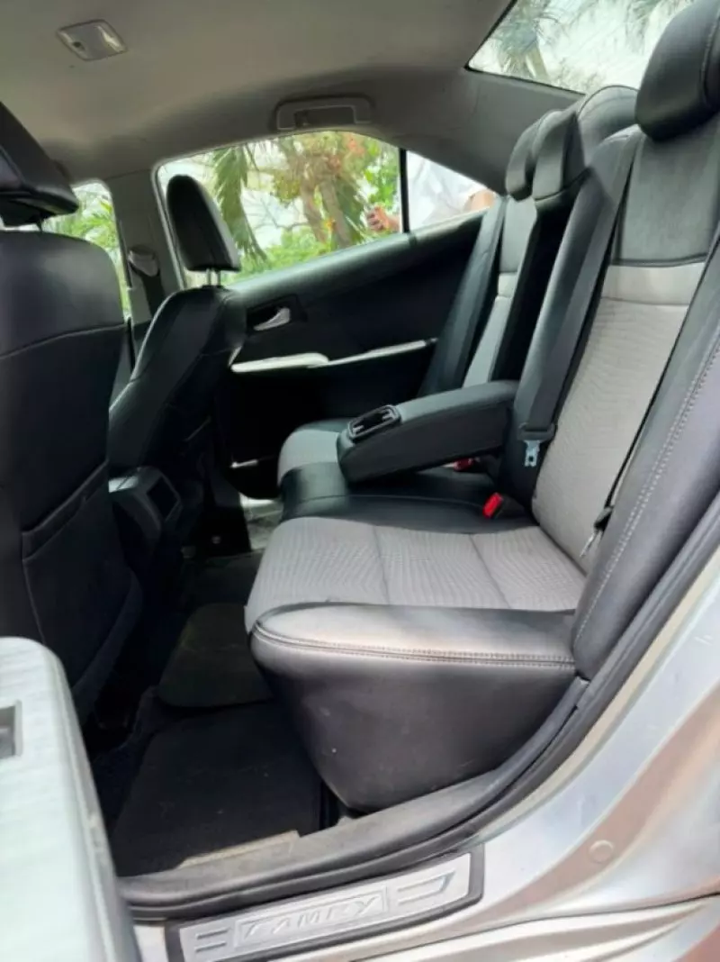TOYOTA Camry   - 2012